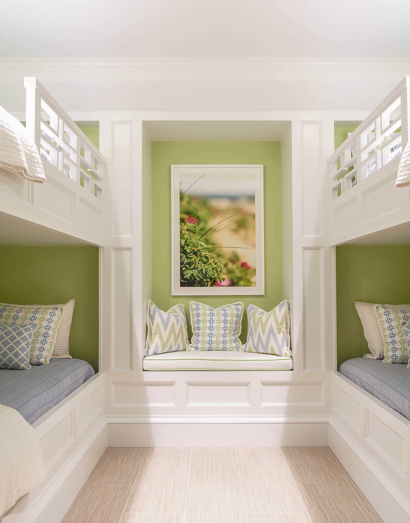 Nantucket, bedroom with bunk beds and small seating area